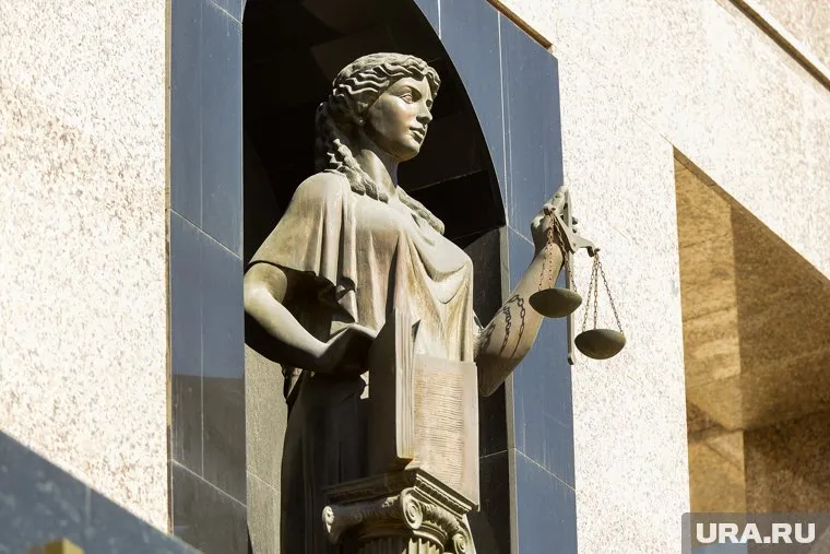Суд смягчил мужчинам наказание