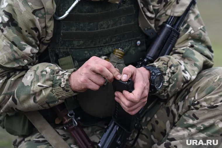 Константин Сметанин ждет информации от военкомата по отправке