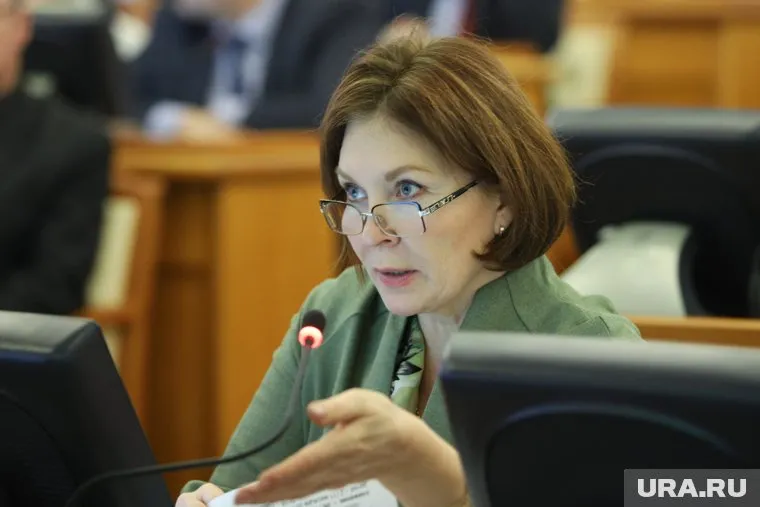 В Кургане обсуждают новую должность Ларисы Кокориной