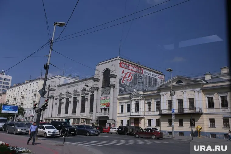 В филармонии уверены, что добьются своего и выселят людей из дома