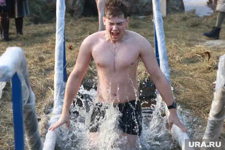 В городах ЯНАО организованы купели для проведения Крещения Господня 