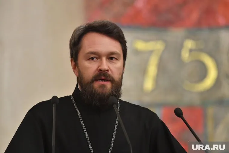 Митрополита Илариона синод РПЦ обвинил в неподобающем поведении