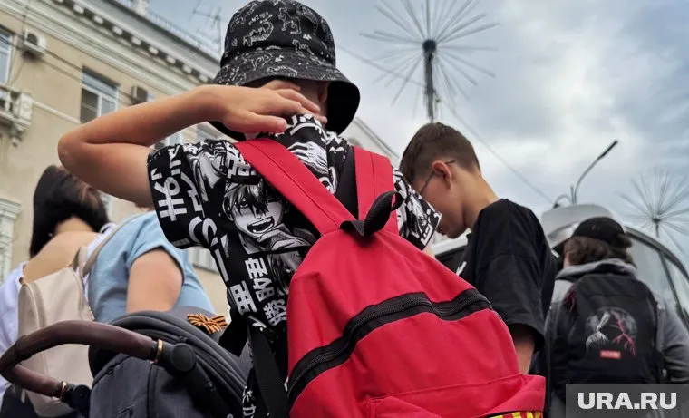 Заболевшие - дети от 10 до 15 лет