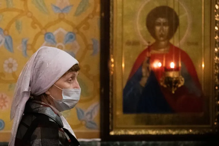 Пасхальное богослужение в Свято-Троицком кафедральном соборе. Екатеринбург