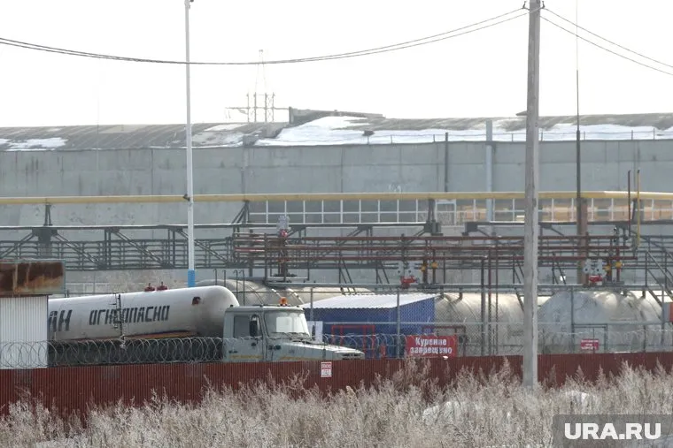 «Роснефть» продает промбазы в Мегионе