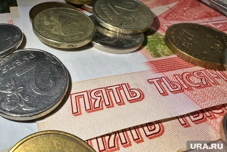 В среднем в Екатеринбурге платят более 100 тысяч рублей