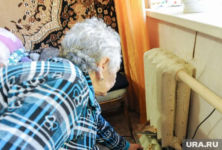 В Челябинске из-за прорыва трубы затопило квартиры пожилой жительницы с внуками (архивное фото)