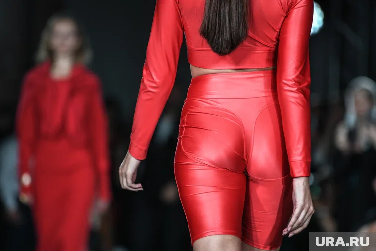 В курганском баре пройдет модный вечер в красном цвете