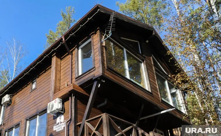 Выставленная на продажу земля подходит для строительства коттеджного поселка 