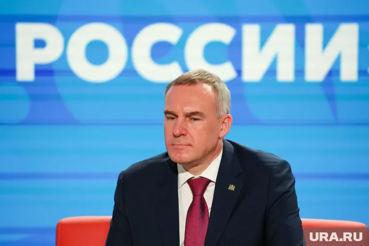 Кухарук поручил мэрии Нижневартовска взять на контроль объекты, у которых сорваны сроки сдачи