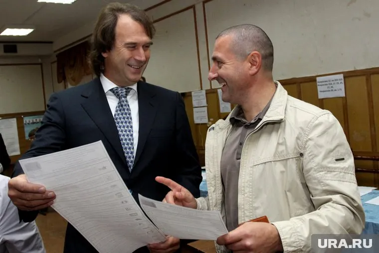 Единороссы празднуют победу