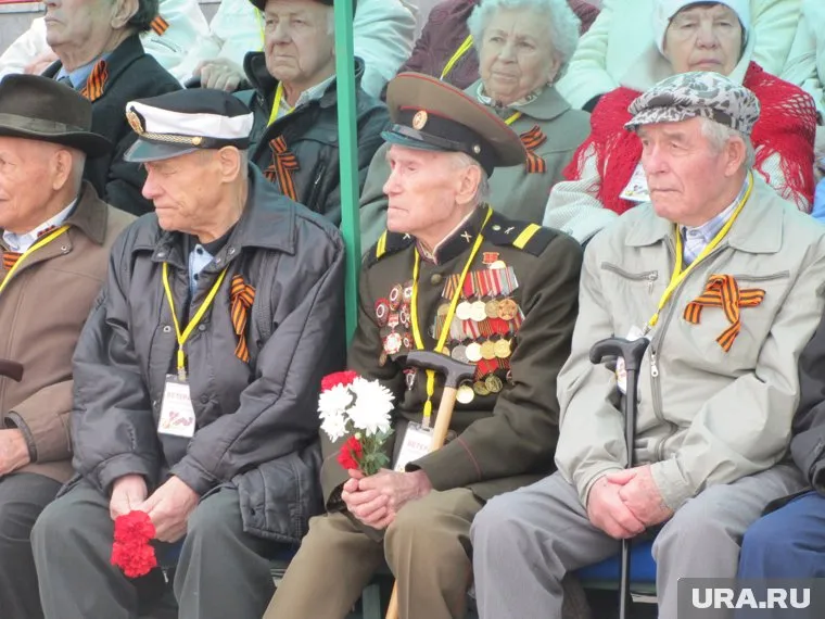 Российские ветераны попали в агитационный ролик Дональда Трампа