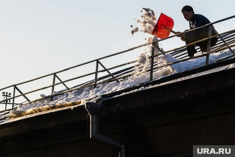 Мастер УК может оказаться в заключении из-за неубранного снега