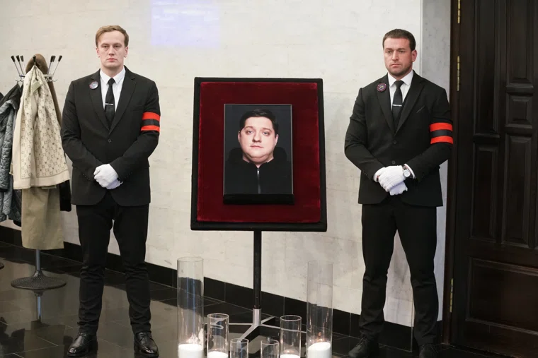 Прощание с актером проходит в московской Центральной клинической больнице