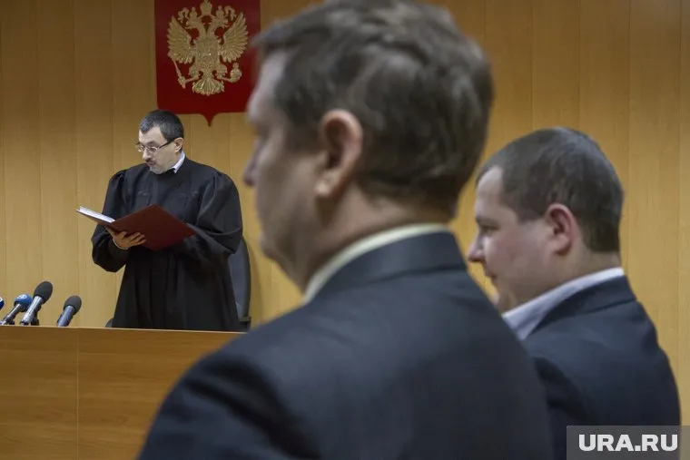 Суд вынес мягкий приговор челябинскому главе за махинации с муниципальным жильем