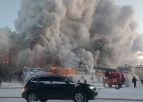 В Уренгое вспыхнул супермаркет известного ритейлера