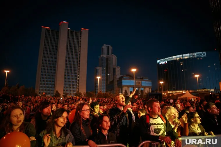 Гимн фестиваля «Ночь музыки» споют на Октябрьской площади