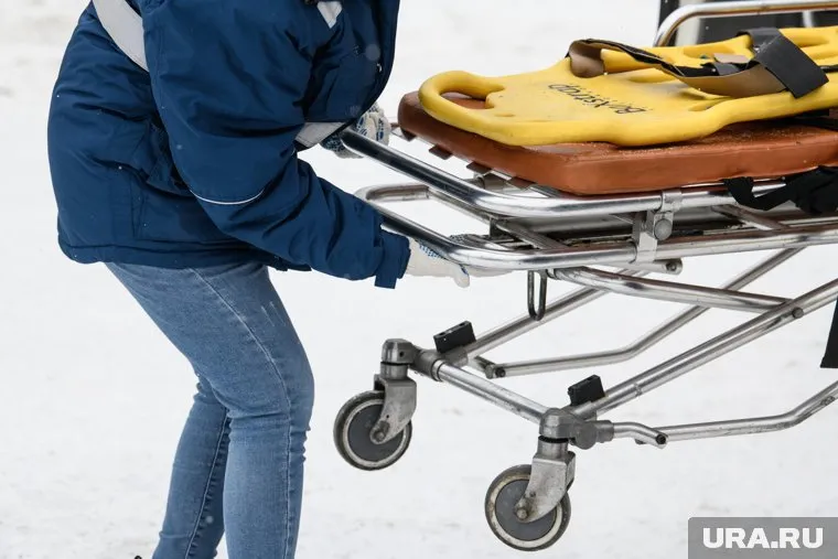 После аварийной посадки самолета потребовалась госпитализация