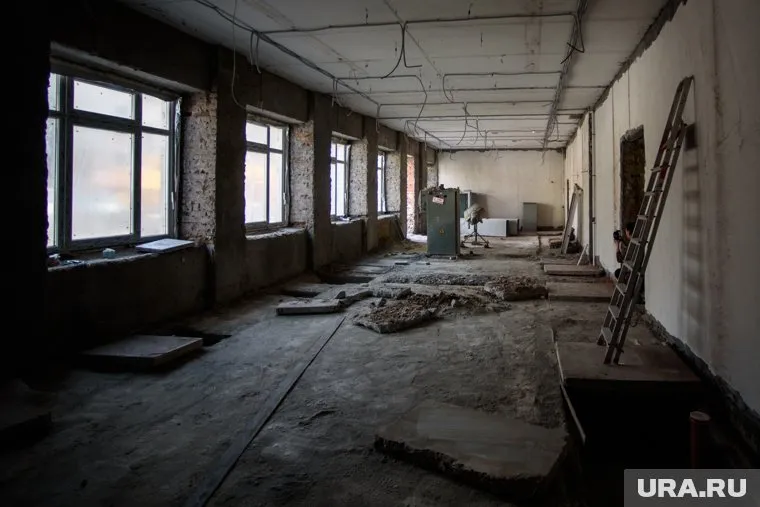 Дети не смогут в новом учебном году вернуться в обновленное здание