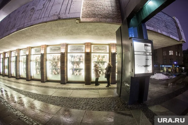 Спектакли с Ольгой Бузовой перенесены на неопределенный срок