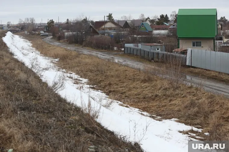 Ишимцы боятся, что от паводков их не защитит даже недавно укрепленная дамба