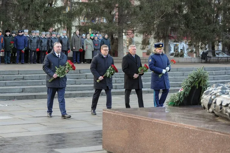 Возложение. Челябинск