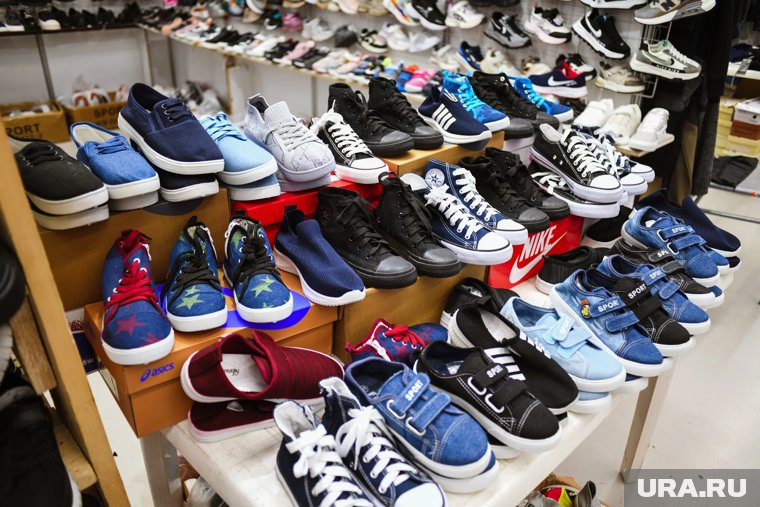 Обувь в России подорожала на 59%, а одежда — на 36%