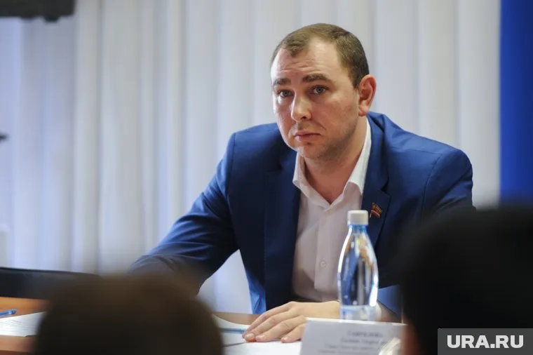 Михаил Видгоф в нынешнем созыве заксобрания региона возглавляет комитет по молодежной политике