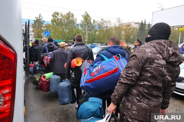 Директор каргапольского предприятия передал бизнес замам и ушел по призыву (архивное фото)