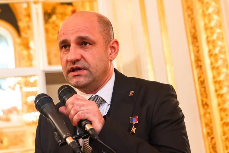 Сбор доверенных лиц штаба кандидата в президенты с президентом России Владимиром Путиным. Москва