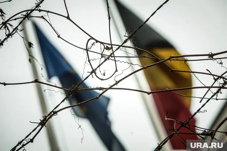 Гражданам Украины и Грузии Евросоюз предоставил безвизовый режим