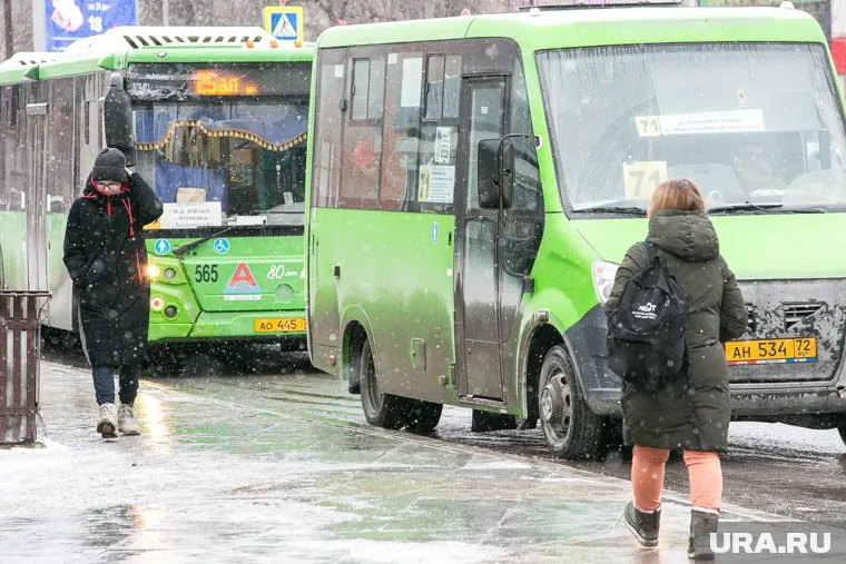 В Тюменской области не собираются вводить QR-коды в общественном транспорте