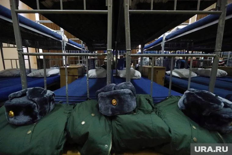 Система поборов с военнослужащих по контракту в последние годы сложилась в Кемерове и ряде других регионов