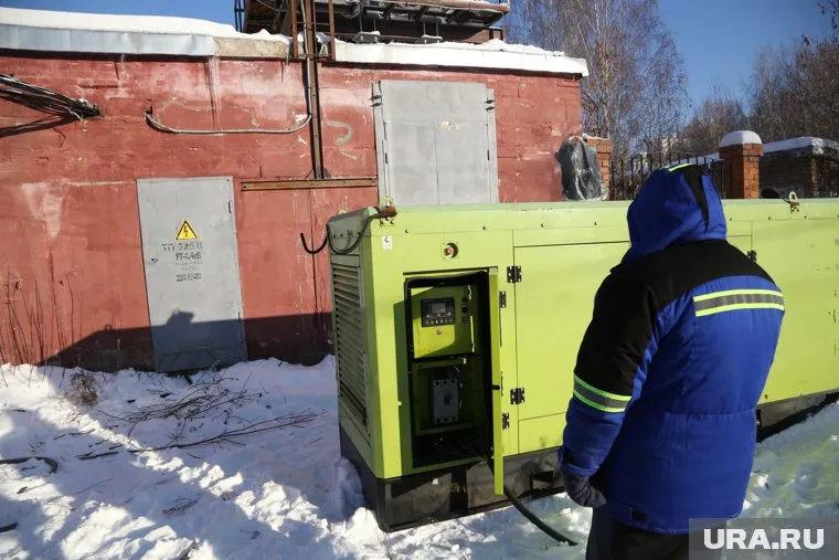 Военный дизель-генератор помог чебаркульцам не разморозить дома
