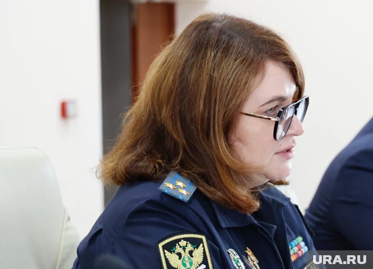 Экс-глава курганского УФССП Уварова обжаловала свой арест