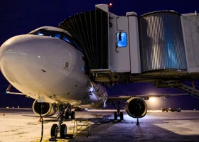 Что происходит с авиарейсами в России 1 ноября 2025 года: задержки, отмены, онлайн-табло