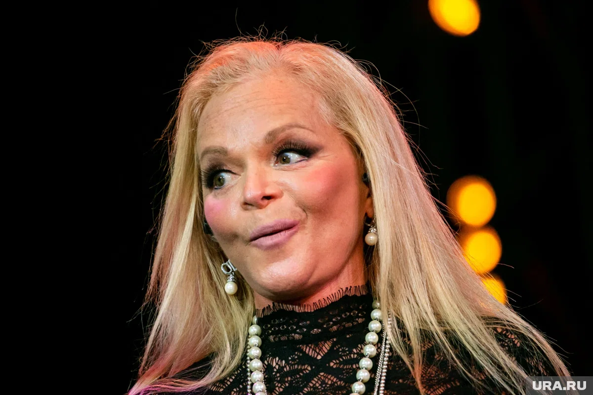 Советская и российская эстрадная певица, актриса Лариса Долина стала героиней мемов в соцсетях 