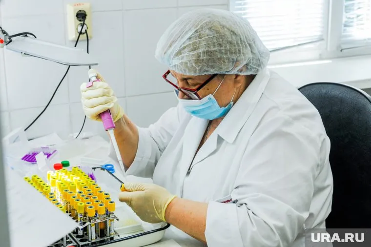 Тесты на коронавирус могут ошибаться в половине случаев