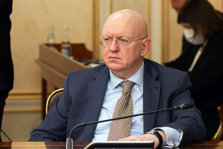 Небензя, Антониу Гутерриш. stock