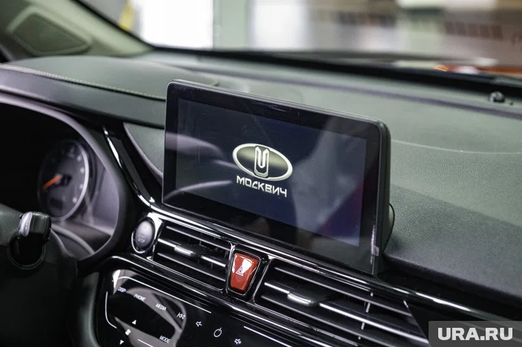 Новую московскую модель автомобиля привезли в Курган