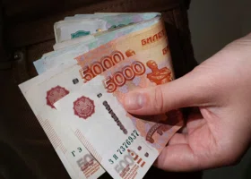 Челябинским студентам работодатели готовы платить до 160 000 рублей