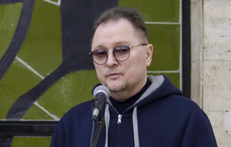 После избиения продюсер пережил операцию