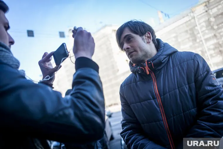 Петр Верзилов известен своими акциями