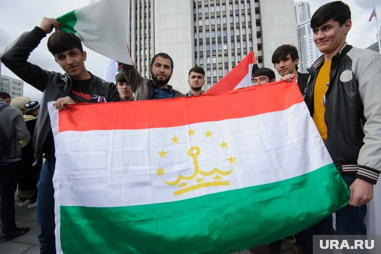 Жители Таджикистана отдали за действующего лидера более 90% голосов