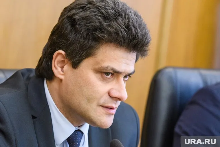 Александр Высокинский пообещал отвечать на вопросы депутатов в режиме диалога