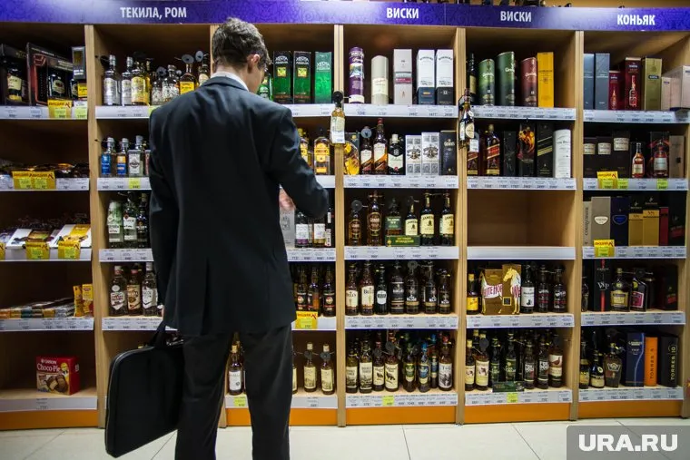 Дети до 21 года не должны покупать алкоголь