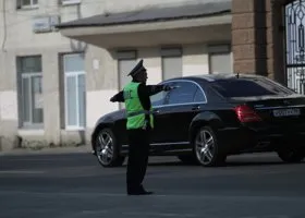 Где готовят губернаторов и министров?