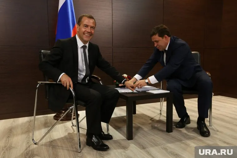Медведев остался доволен отчетом Куйвашева