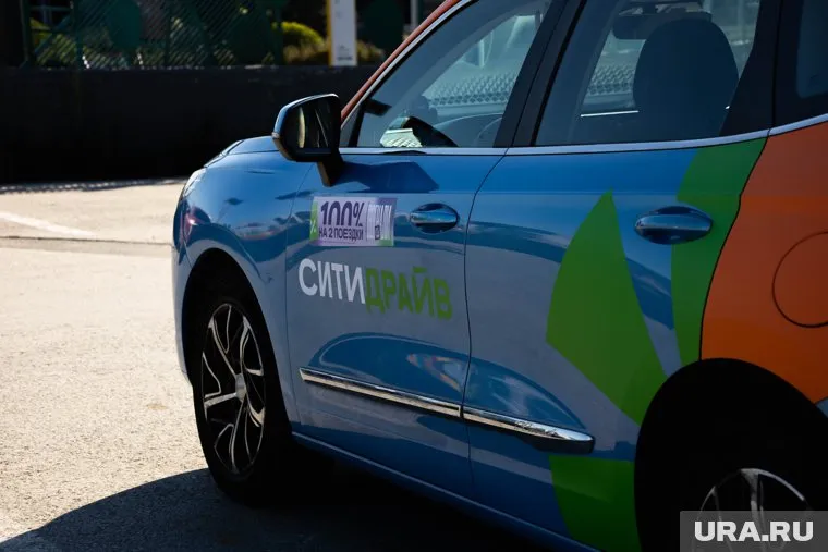 В прошлом году на каршеринговых автомобилях нарушили правила благоустройства более 570 раз