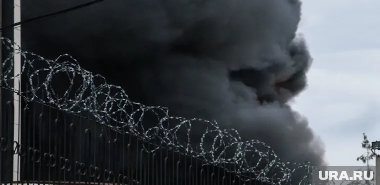 Пожарные планируют приступить к тушению скважин 16 мая (фото из архива)